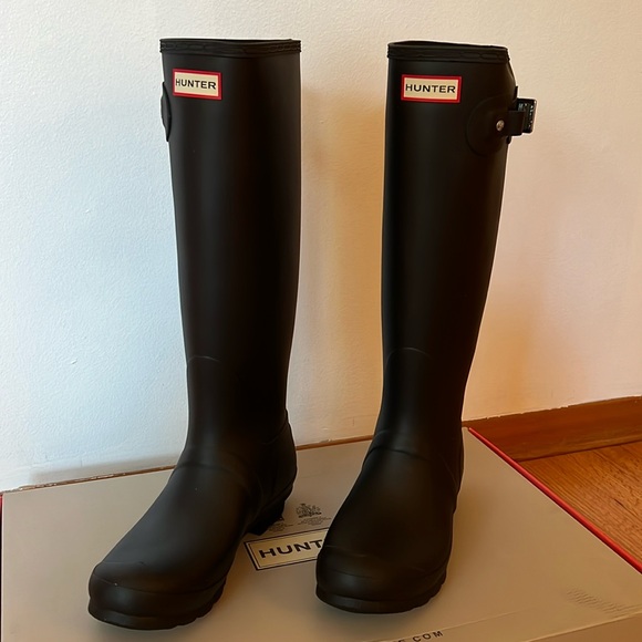 Hunter Shoes - Women’s Hunter Original Tall Rain Boots Size 9 Matte Black - NWT & Box